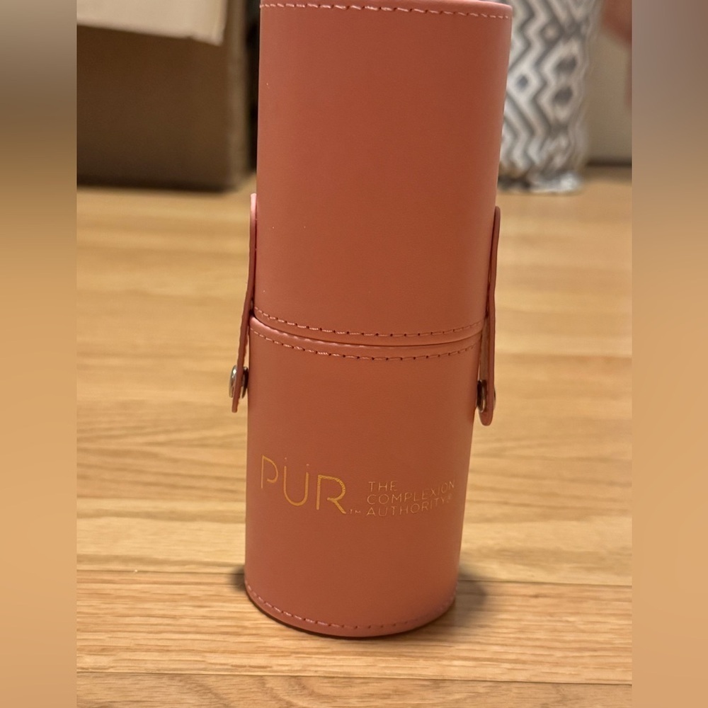 PUR light pink Makeup Brush Case